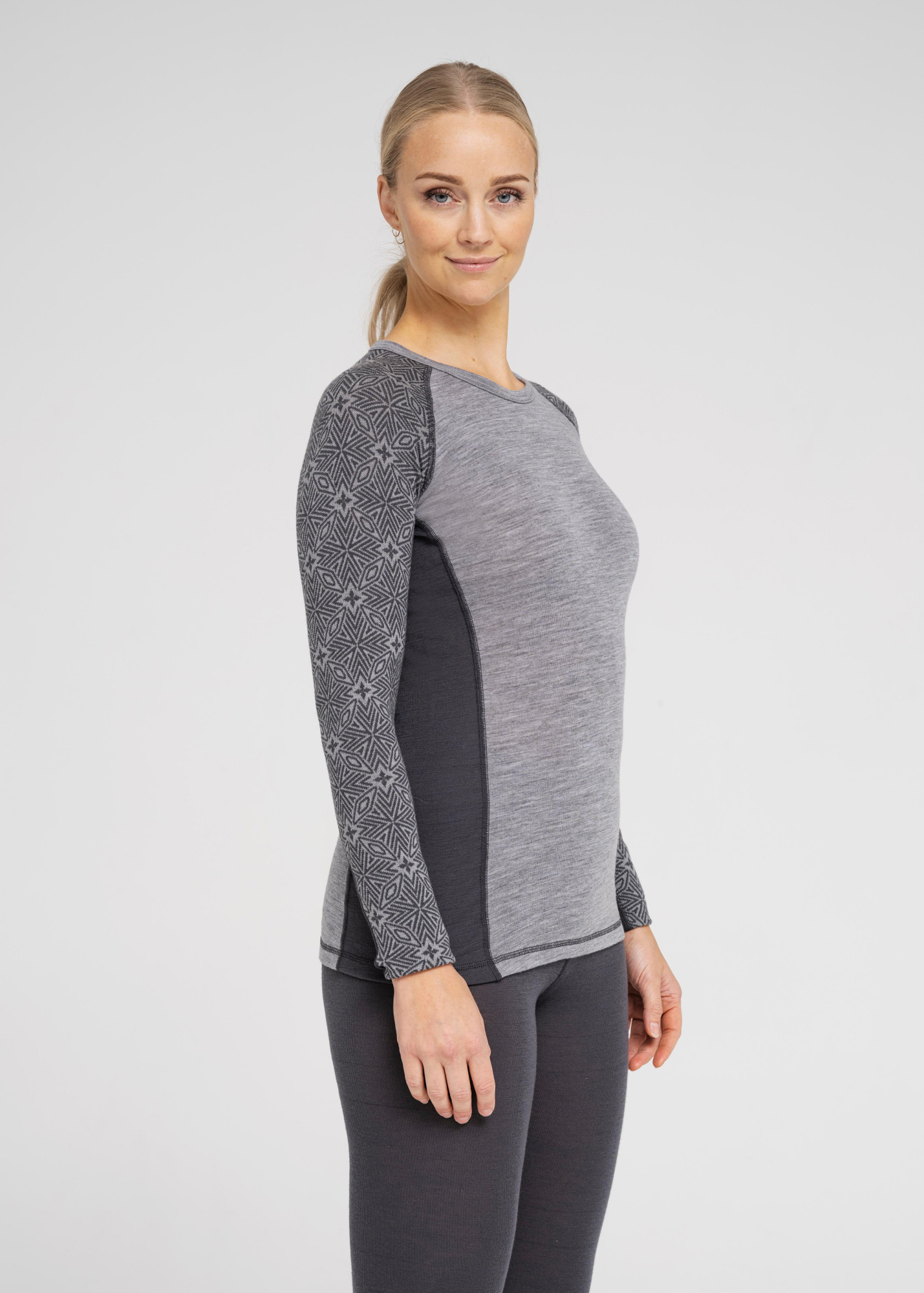 Langermet t-skjorte, 100% merino ull, grå -Dovre Women Langermet t-skjorte, 100% merino ull, grå -Dovre Women