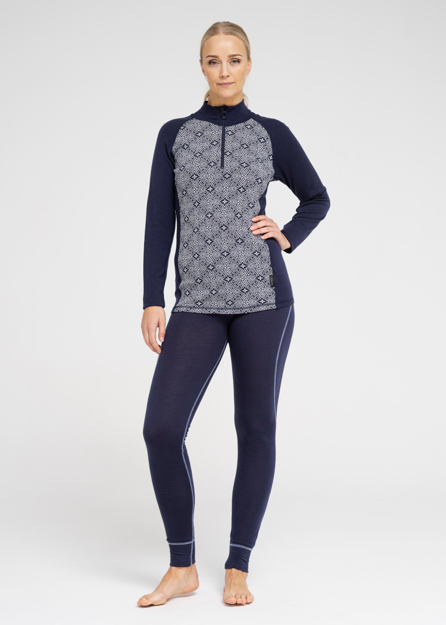 Langermet t-skjorte "Half Zip", 100% merino ull, navy -Dovre Women Langermet t-skjorte "Half Zip", 100% merino ull, navy -Dovre Women